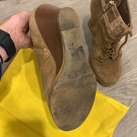 AUTH Cynthia Vincent wedge bootie - Picture 3 of 3